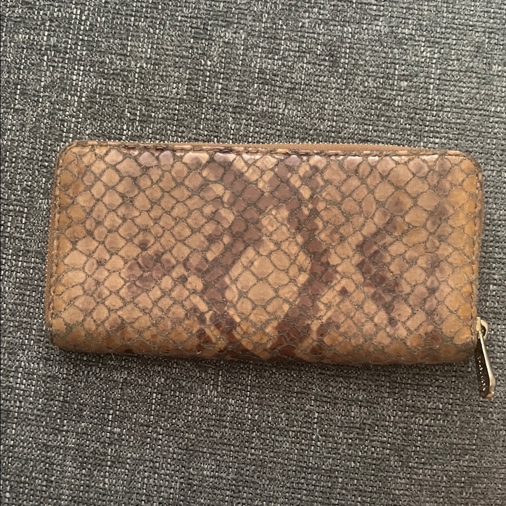 Michael Kors Tan Snake Print Wallet - Picture 2 of 3